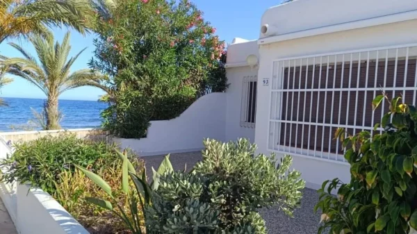 Villa a la venta en Pozo Esparto (Almería)